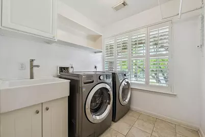 816 Anderson Street, Bellaire, TX 77401 - Photo 23
