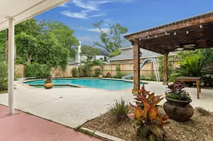 816 Anderson St, Bellaire, TX 77401 - Photo 41
