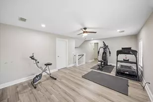 9818 Sandtown Cir, Houston, TX 77064 - Photo 13