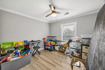 9818 Sandtown Circle, Houston, TX 77064 - Photo 17
