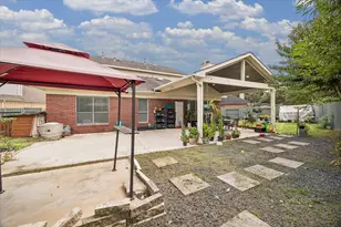 9818 Sandtown Cir, Houston, TX 77064 - Photo 19