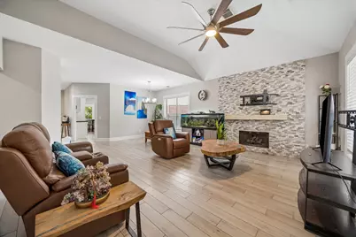9818 Sandtown Circle, Houston, TX 77064 - Photo 5