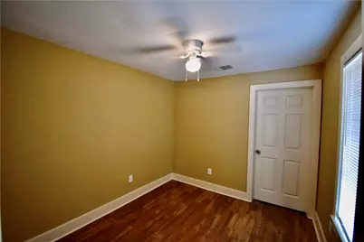 321 E 35th Street, Houston, TX 77018 - Photo 7