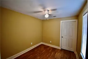 321 E 35th St, Houston, TX 77018 - Photo 7