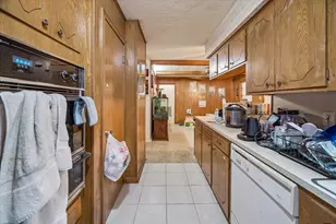 9727 Blankenship Dr, Houston, TX 77080 - Photo 3
