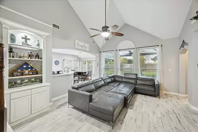 10510 Indian Paintbrush Lane, Houston, TX 77095 - Photo 7