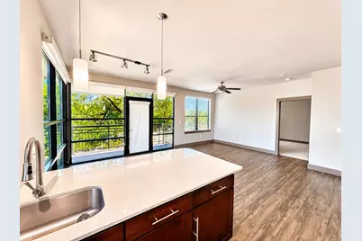 2910 Milam St Street #1230, Houston, TX 77006 - Photo 3