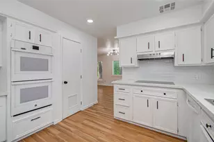 1303 Mustang Trail, Houston, TX 77339 - Photo 13