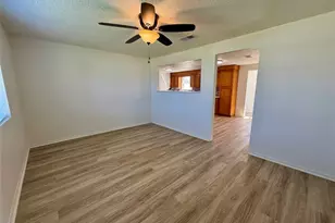 111 4th St, Brazoria, TX 77422 - Photo 3
