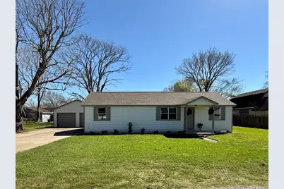 111 4th Street, Brazoria, TX 77422 - Photo 1