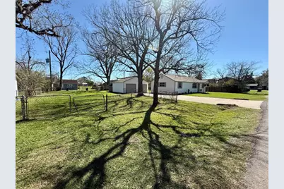 111 4th Street, Brazoria, TX 77422 - Photo 33