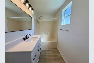 111 4th Street, Brazoria, TX 77422 - Photo 15