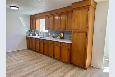 111 4th Street, Brazoria, TX 77422 - Photo 7