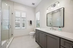 106 Wellington Row Rd, Houston, TX 77024 - Photo 27