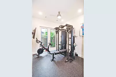 1806 Colonel Forbins Drive, Houston, TX 77043 - Photo 17