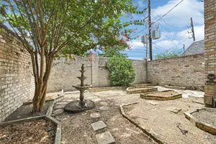 425 E Fair Harbor Ln, Houston, TX 77079 - Photo 33
