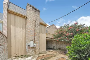 425 E Fair Harbor Ln, Houston, TX 77079 - Photo 35