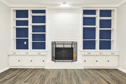 425 E Fair Harbor Lane, Houston, TX 77079 - Photo 5