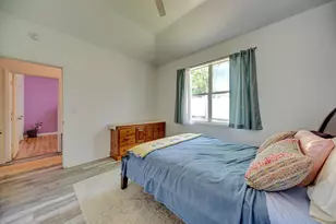 213 N Austin St, Brenham, TX 77833 - Photo 13