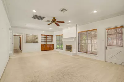 8306 Vintage Creek Drive, Spring, TX 77379 - Photo 9