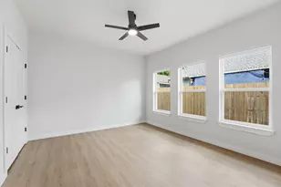 2710 Gano St, Houston, TX 77009 - Photo 11