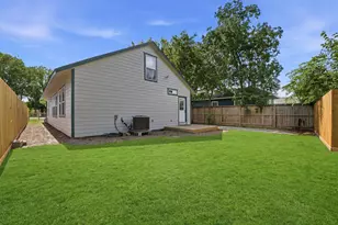2710 Gano St, Houston, TX 77009 - Photo 23