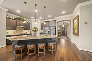 4815 Fairford Dr, Sugar Land, TX 77479 - Photo 9