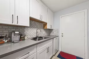 6541 Wanda Ln, Houston, TX 77074 - Photo 19