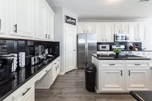 10815 Oak Bayou Ln, Houston, TX 77064 - Photo 7