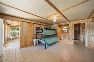 372 Ling St, Hitchcock, TX 77563 - Photo 27