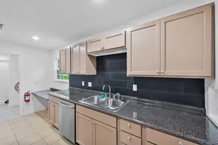 1614 Palmwood Dr, Pasadena, TX 77502 - Photo 13