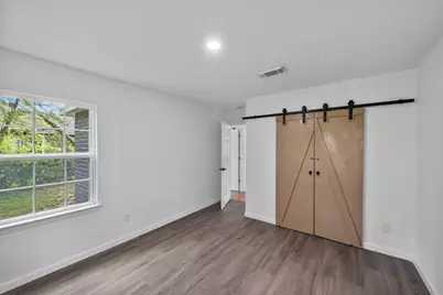 1614 Palmwood Drive, Pasadena, TX 77502 - Photo 5