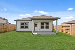 440 Long Br Dr, Dayton, TX 77535 - Photo 7