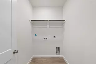 440 Long Br Dr, Dayton, TX 77535 - Photo 17