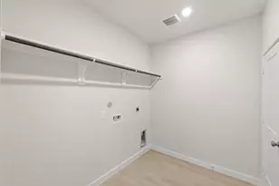 440 Long Br Dr, Dayton, TX 77535 - Photo 19