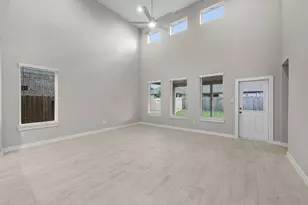 1707 Pecan Woods Ln, Conroe, TX 77301 - Photo 9