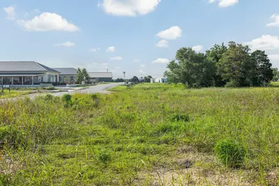 109 Compound Lane, Round Top, TX 78954 - Photo 3