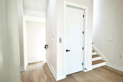 5823 Winsome Lane, Houston, TX 77057 - Photo 15