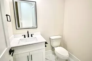 5823 Winsome Ln, Houston, TX 77057 - Photo 11