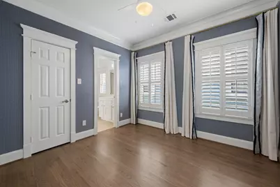 626 E 12th Street, Houston, TX 77008 - Photo 33