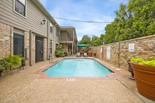 606 Marshall St, Houston, TX 77006 - Photo 11