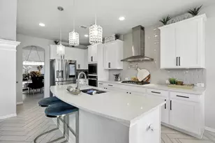 17497 Chestnut Cove Dr, Conroe, TX 77302 - Photo 13