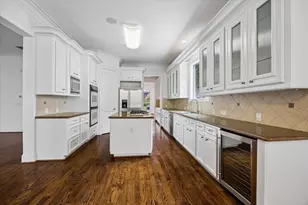 3618 Bellefontaine St, Houston, TX 77025 - Photo 11