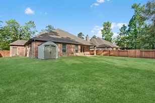 292 Dawn Brook Ln, Conroe, TX 77384 - Photo 7
