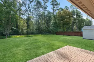 292 Dawn Brook Ln, Conroe, TX 77384 - Photo 5