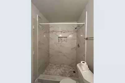 5343 Richmond Avenue #11, Houston, TX 77056 - Photo 9