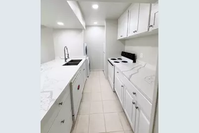 5343 Richmond Avenue #11, Houston, TX 77056 - Photo 9