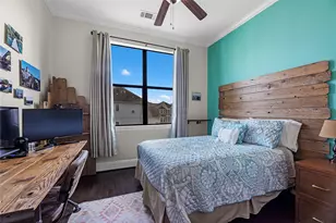 1102 W 15th 1/2 St, Houston, TX 77008 - Photo 27