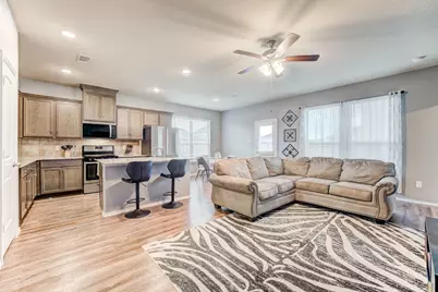 9214 Penfield Drive, Rosharon, TX 77583 - Photo 7