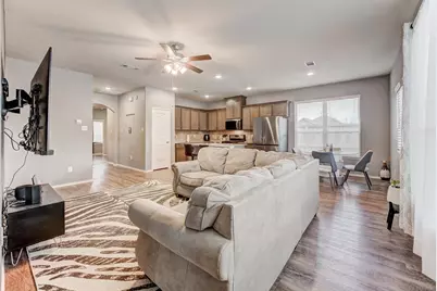 9214 Penfield Drive, Rosharon, TX 77583 - Photo 11